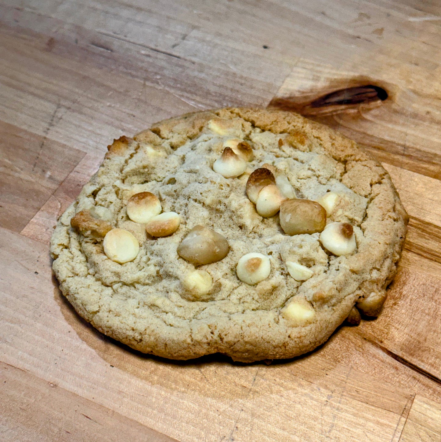 Vanilla Chip Macadamia Nut Cookie