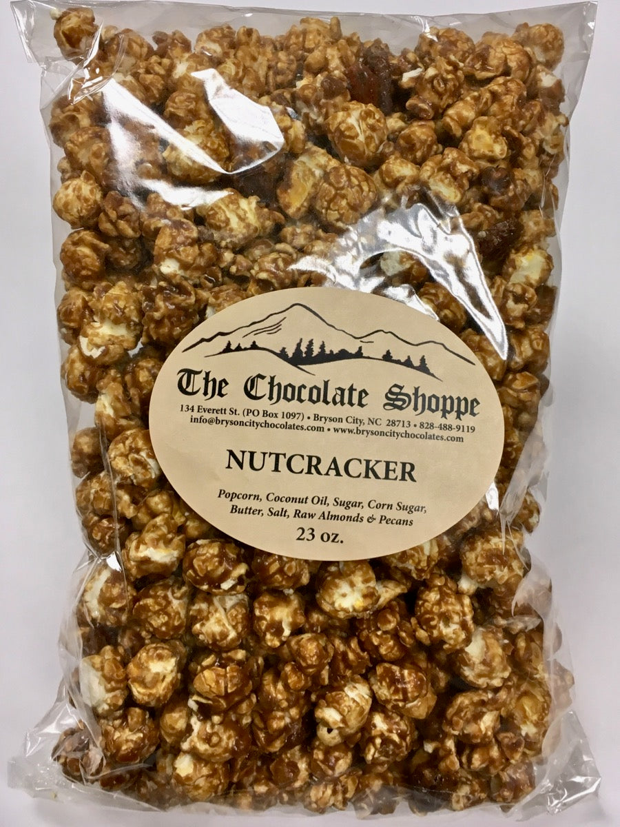 Nutcracker popcorn with caramel corn and roasted nuts